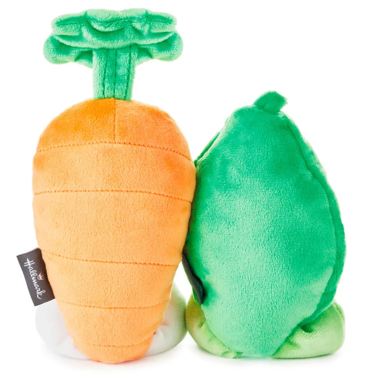 Hallmark Better Together Peas And Carrot Magnetic Plush, 4.5" - Image 3